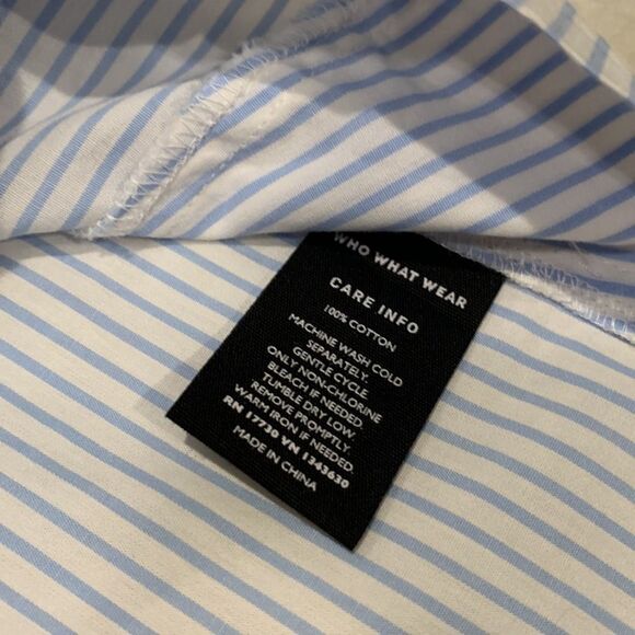 🟢3 items for $20—WHO WHAT WEAR striped top button front high neckline hi-lo hem - Picture 5 of 12